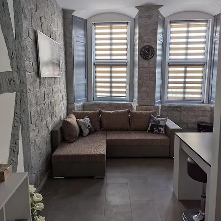 Alte Schlosserei Apartment *